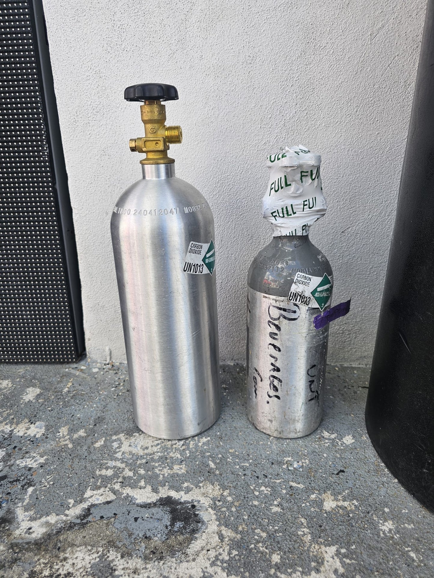 CO2 Tank Delivery